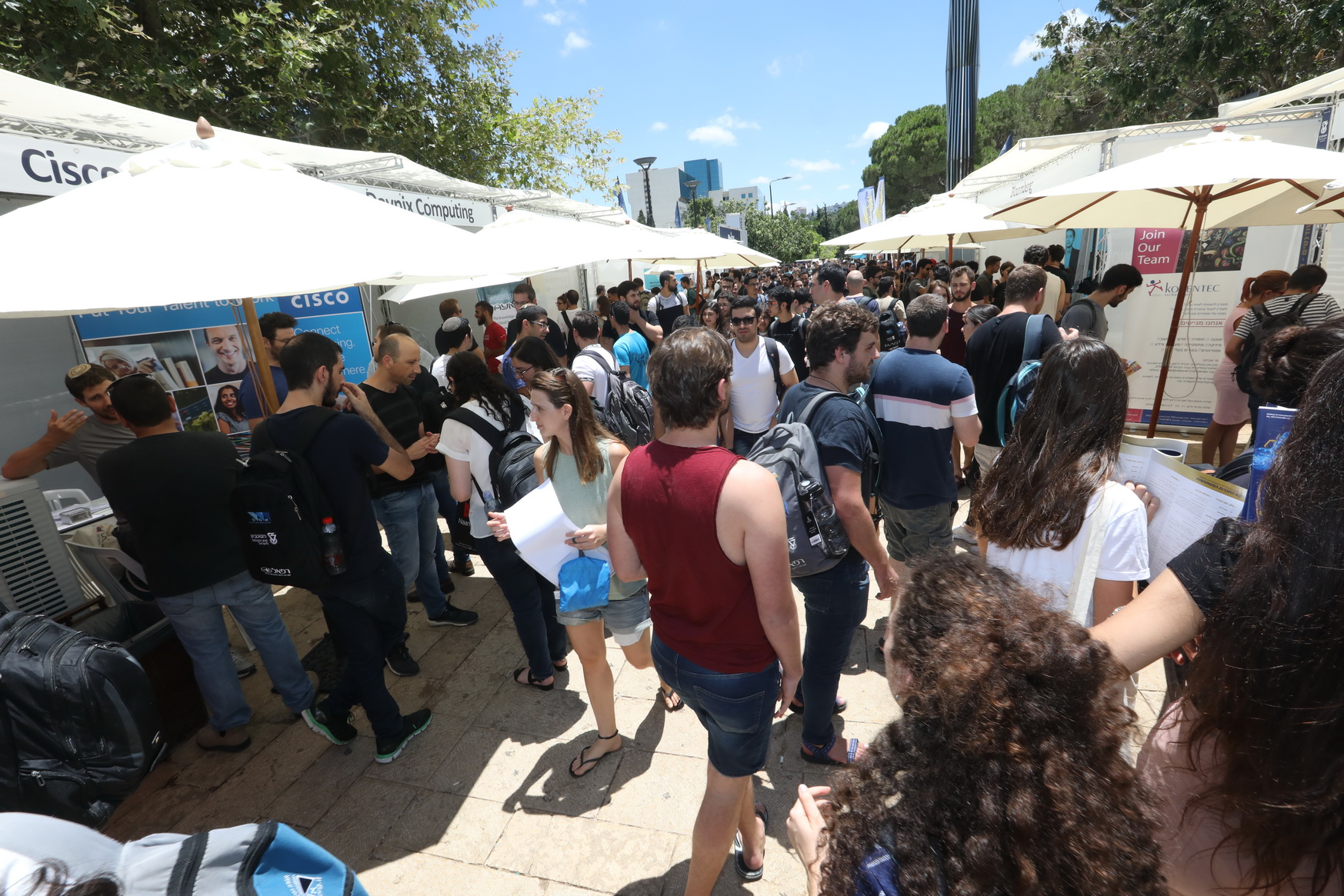 יריד תעסוקה בטכניון - בוגרי הטכניון מרווחים יותר